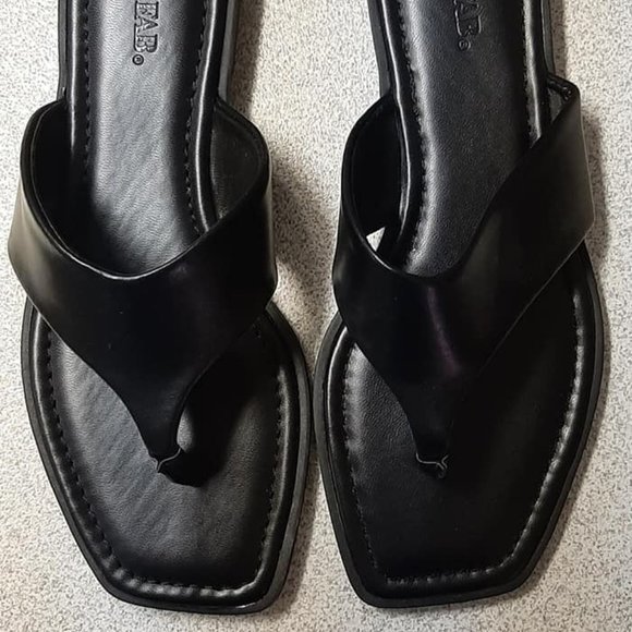 Ladies Sandals ~ Size 5.5 - Picture 3 of 7